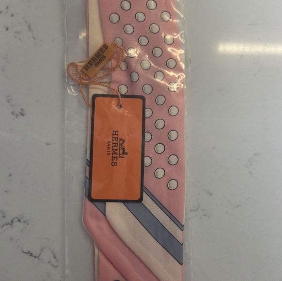 Elegant Pink Peach Polka Dot Scarf - Picture 3 of 3